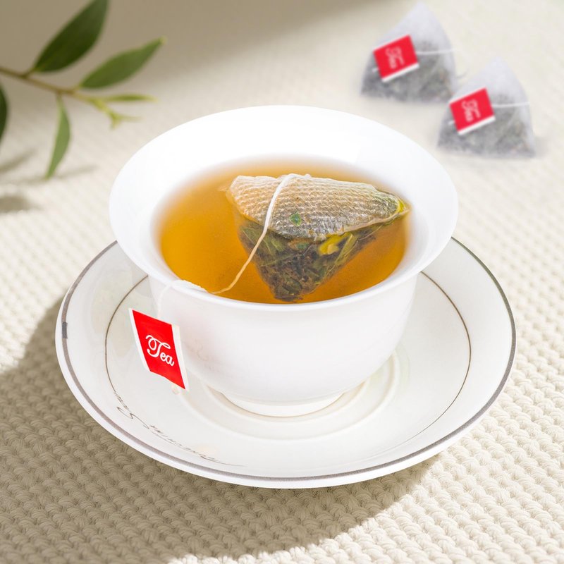 Lemon Balm Tea, 100% Pure & Natural Lemon Balm Leaves Herbal Tea Bags, Promotes Relaxation & Aid In Digestion, Caffeine Free, Non-GMO, Additives Free （1 Pack/100 Bags)
