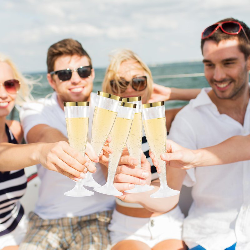 YOUTHSHIP 50 Pack Plastic Champagne Flutes 4.5 Oz Disposable Plastic Champagne Cups Gold Rimmed Cocktail Glasses For Weddings Birthdays Christmas Party Mimosa Glasses Acrylic Wine Cups Shatterproof