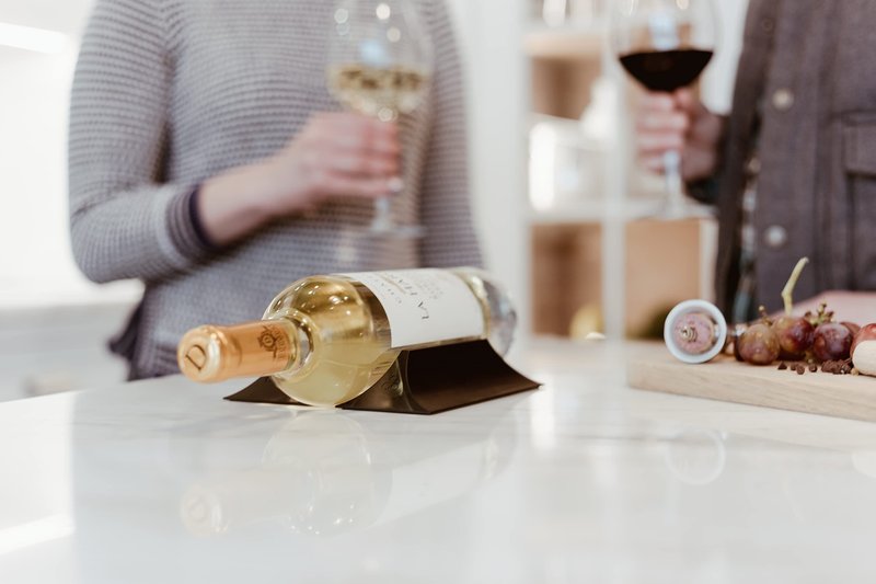 Winebars | The Compact Metal Wine Rack That's The Perfect Wine Gift for Wine Lovers (Jet Black)