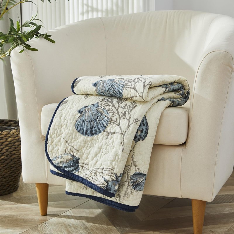 Brandream Blue Nautical Seashell Quilt Cotton Quilted Throw Blanket for Bed Couch Daybed 47 X 60 Inch Decorative Blankets