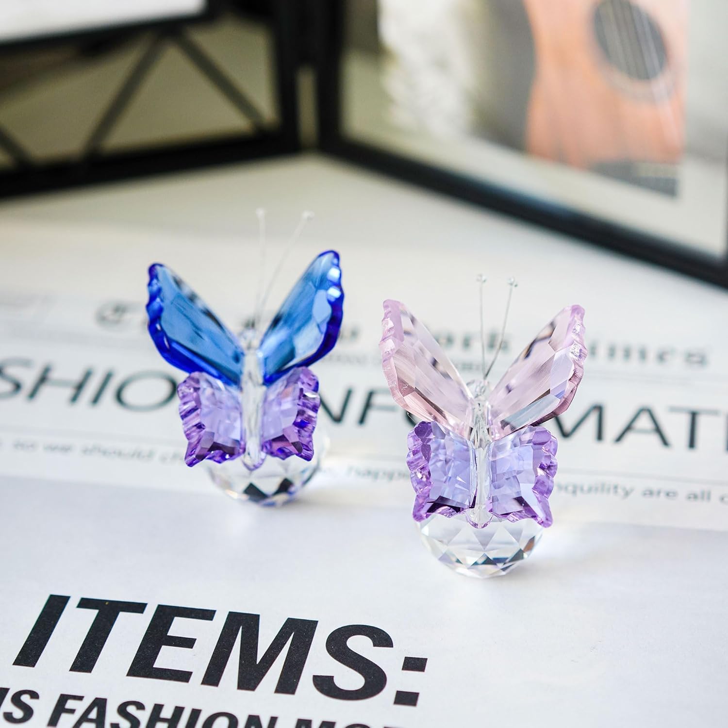 Skiennix Crystal Butterfly Figurines - Elegant Clear Ball Base | 2-Piece Set for Home Decor & Gifts
