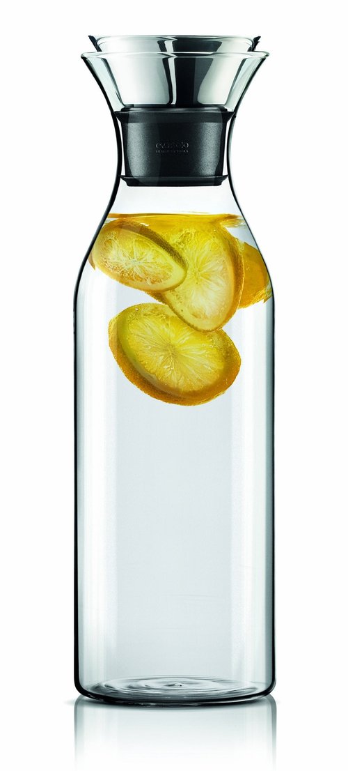 EVA SOLO | Fridge Carafe 1.4L | For Hot & Cold Drinks | 100% drip-free | Dishwasher-safe Borosilicate Glass | Stainless steel & Silicone Pouring Lip | Fits Most Refrigerator Doors | Danish Design