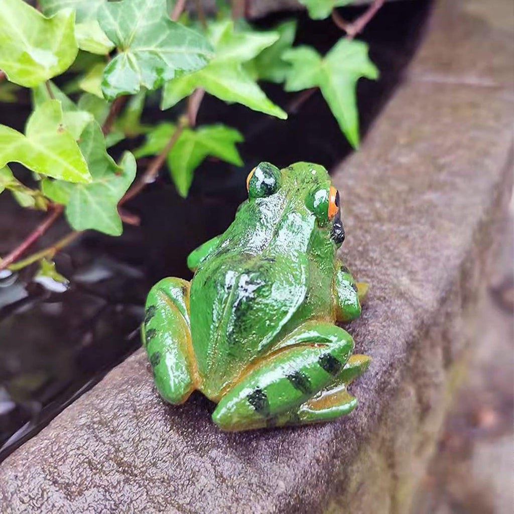 Skiennix Frog Statues - Miniature Resin Sculptures for Garden Decor | 2 Pcs Indoor/Outdoor Ornaments