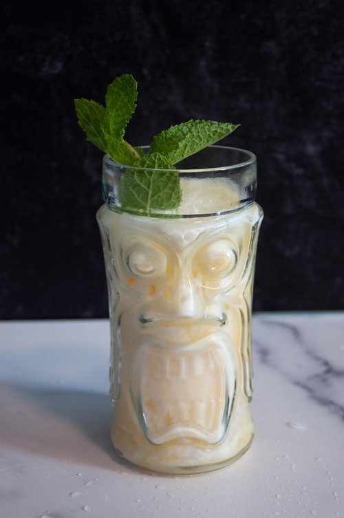 AMZ Empire Screaming Tiki Glasses 16 oz Cooler Glass, 4 Pieces, Modern Bar Party Set With Picks