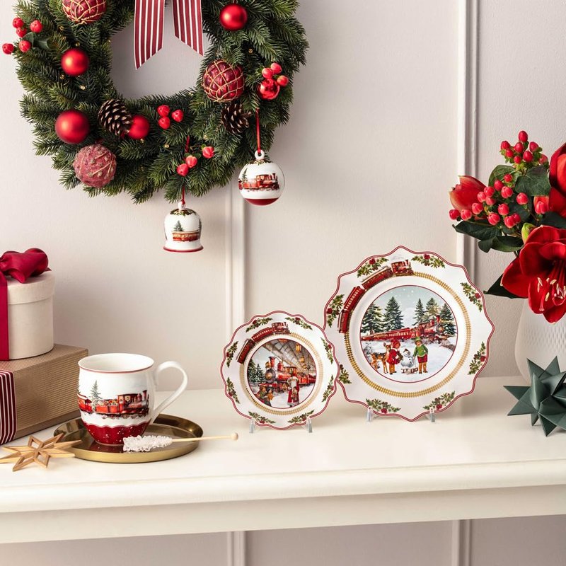Villeroy & Boch Annual Christmas Edition Collection Mug, Premium Porcelain, Nostalgic Christmas Motif, 5.75 x 4 in, 12.75 oz Capacity, White/Colorful