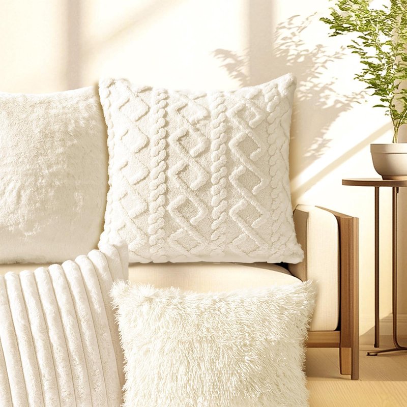 MelonBoat Square Throw Pillow Covers 18x18 inch, Rustic White Soft Plush Faux Fur Pillow Covers, Farmhouse Pillowcase Boho Pillow Cushion Case for The Home Bedroom Sofa Couch Livingroom, Set of 4