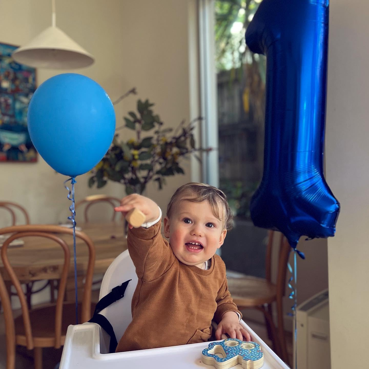Number 11 Balloon by [Brand Name] - 40-Inch Navy Blue Birthday Decoration for 11th Year Celebration