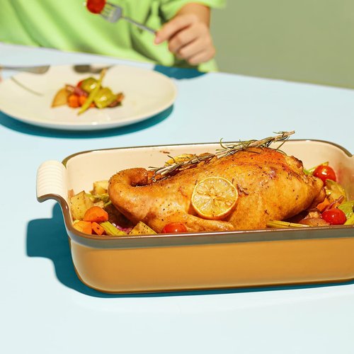 LIFVER Casserole Dish for Oven, 9x13 Ceramic Baking Dish, 120oz Large Lasagna Pan, Durable Deep Baking Pan with Handles, Oven Safe, Home & Kitchen Decor Gifts, Brown