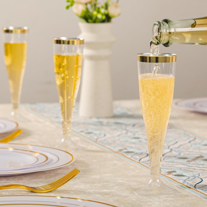 YOUTHSHIP 50 Pack Plastic Champagne Flutes 4.5 Oz Disposable Plastic Champagne Cups Gold Rimmed Cocktail Glasses For Weddings Birthdays Christmas Party Mimosa Glasses Acrylic Wine Cups Shatterproof