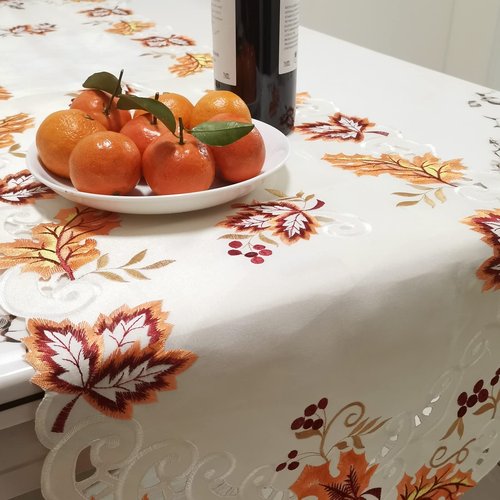 Fall Table Runner with Maple Leaf Long Festival Table Runner Table Decorations for Parties Gatherings Restaurant Home Decor (Traditional, 15x67inch - Embroidery)