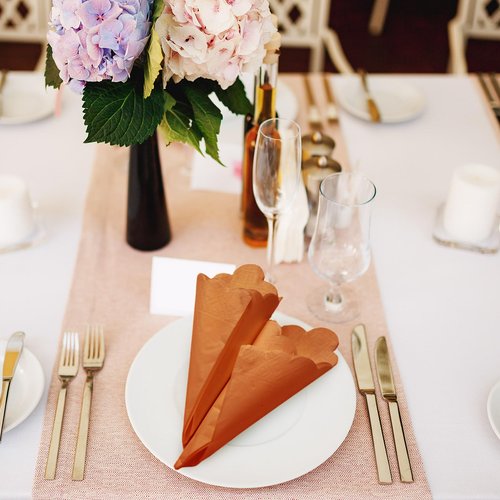 Fuutreo 100 Pcs Scalloped Cocktail Napkins Thick Paper Disposable Party Napkins Beverage Tissue for Wedding Dinner Birthday Supplies, 5 x 5 Inches(Terracotta)
