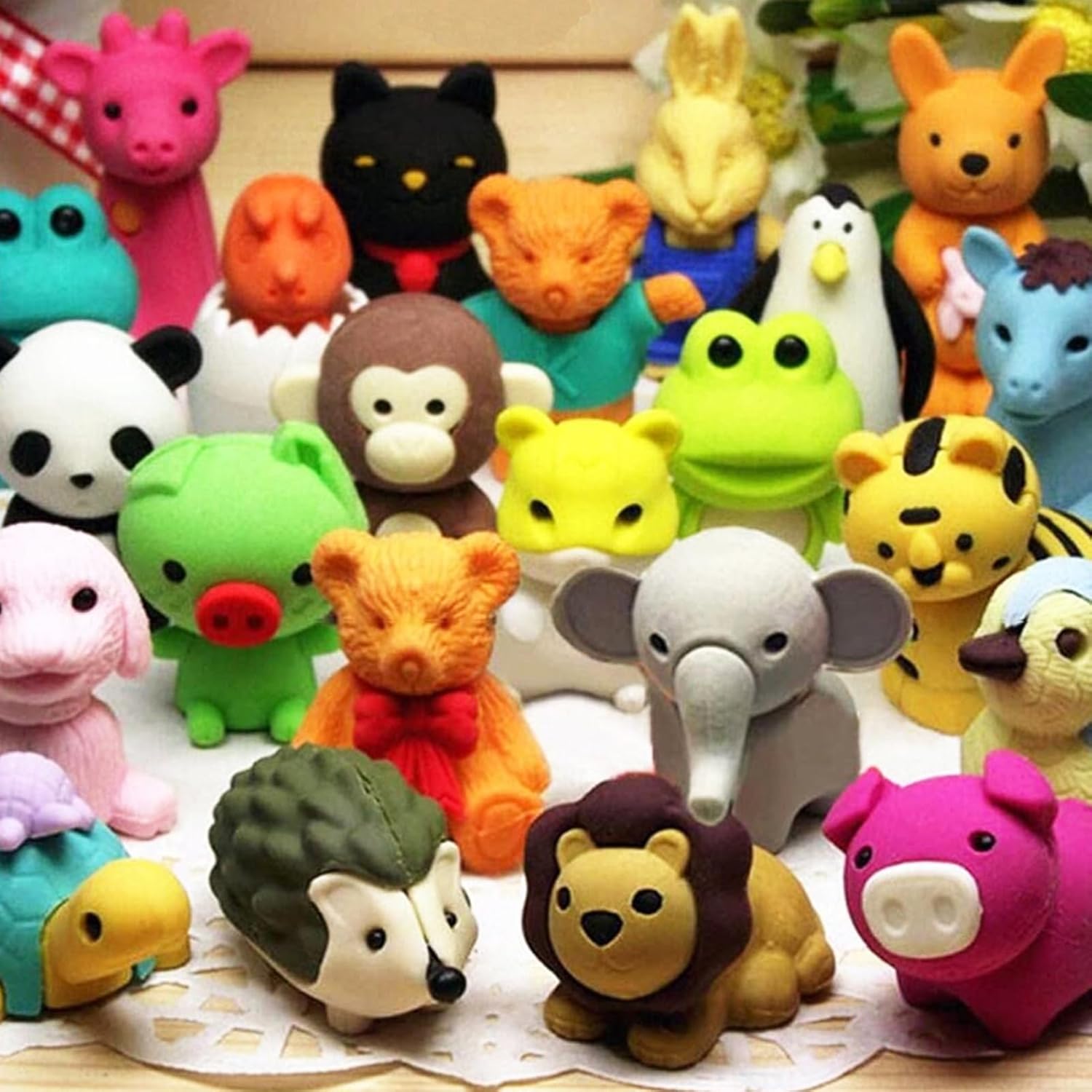 URSKYTOUS 60Pcs Animal Erasers - Fun Desk Pets for Kids | Ideal Classroom Prizes & Party Favors