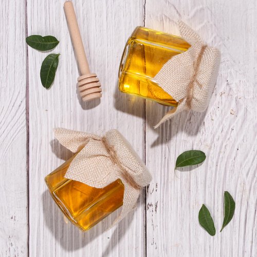 SZUAH 8 Pack 3 oz Mini Honey Jars with Dipper, Glass Hexagon Honey Jar for Wedding Favors, Empty Glass Jars for Party Favor