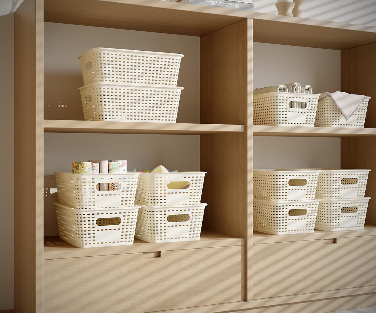 Resze Plastic Storage Baskets - 6 Pack with Lids | Breathable, Stackable Organizers for Home & Office, White