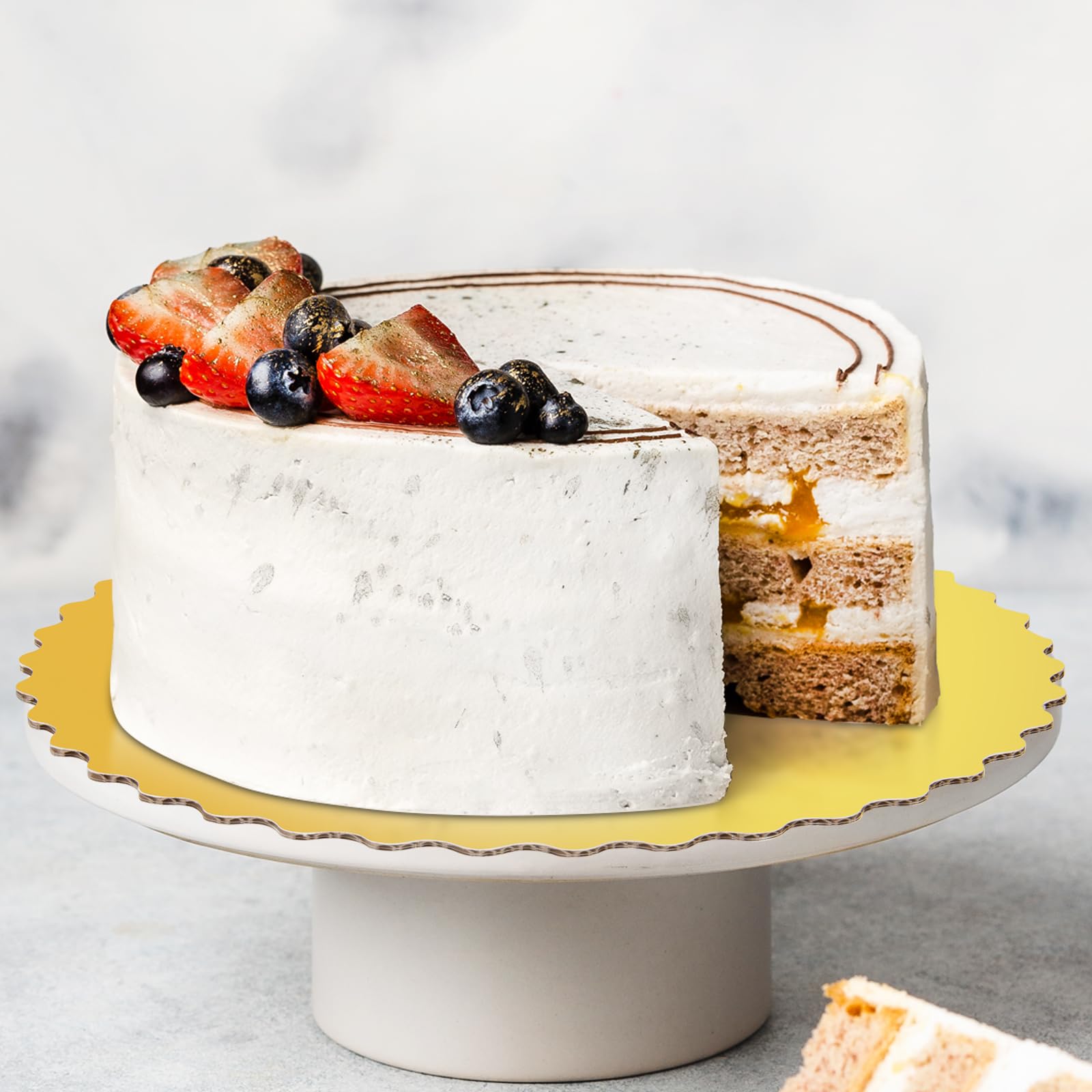 Cake Boards 10 inch Round, Gold Scalloped Edges Food Graded Greaseproof Cake Rounds 10 inch, 10in Cakes Boards Cardboard Circles for Wedding Birthday Parties Pizza, 10-Pack