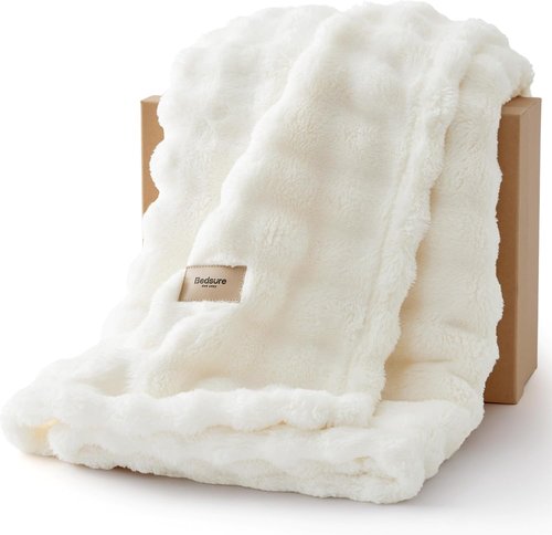 Bedsure 3D Fleece Bubble Blanket - GentleSoft White Spring Throw for Sofa | Cozy Lightweight 50"×60" Gift