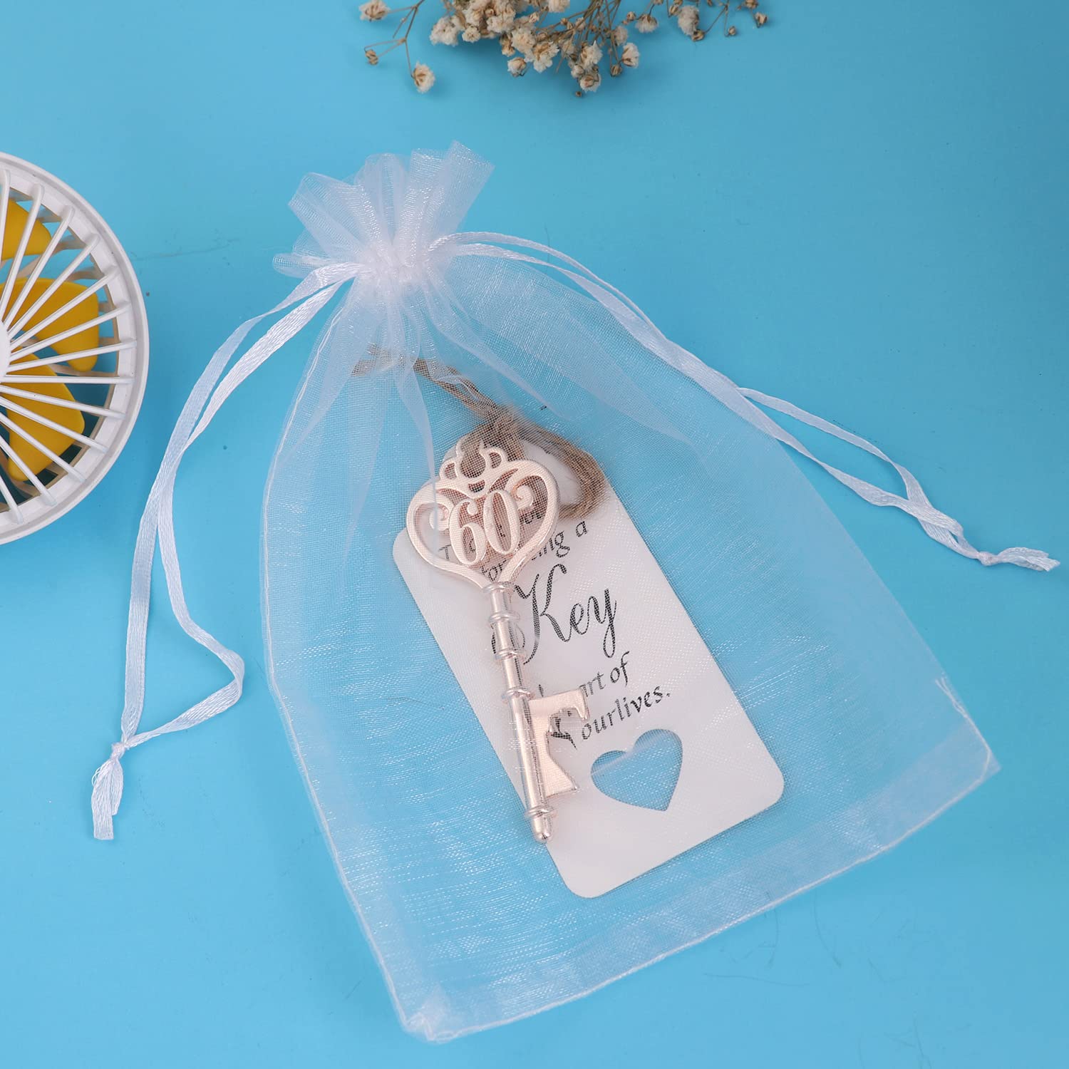 25 Pack 60th Birthday Party Favors 60 Shaped Key Bottle Openers for Birthday 60th Birthday Gifts Souvenirs for Guest,60th Birthday Party Decorations (25, Gold 60th)