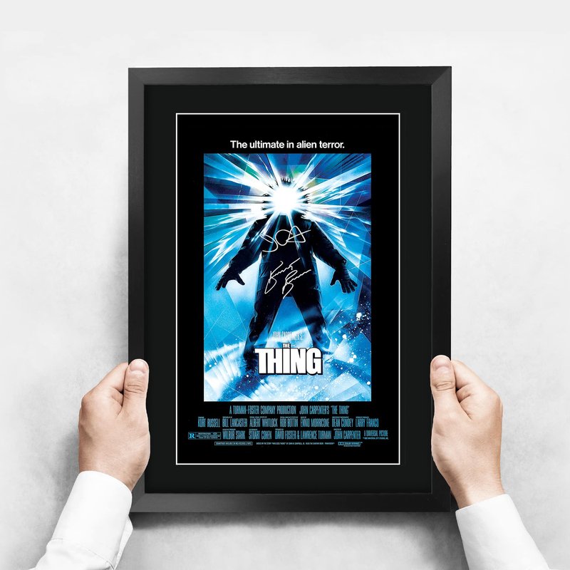 HWC Trading The Thing Movie Poster John Carpenter Kurt Russell Signed 16 x 12 inch Framed Gift Printed Autograph Film Print Photo Picture Display - 16" x 12" Framed