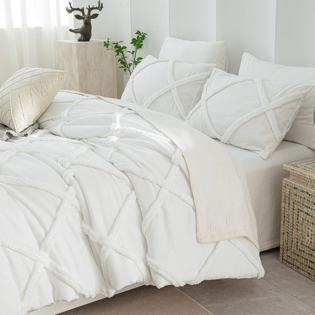 Bedbay White Tufted Comforter Set Queen Size Shabby Chic Boho Bedding Comforter 3 Pcs Lightweight Microfiber Filling Farmhouse Style All Seasons Queen Bed Set