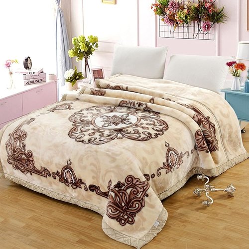 LGYKUMEG Korean Mink Blanket 59"×79", Silky Soft and Warm - 2 Ply Reversible Raschel Throw Blanket 4.4 Lb,Beige and Brown,（150x200cm-2kg