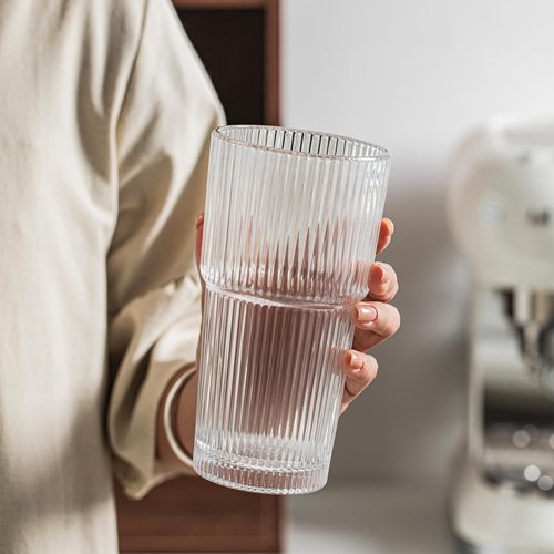 INSETLAN 20oz Ribbed Glass Tumbler Set of 4 – Large Capacity Drinking Glasses for Iced Coffee, Water, Juice, and Cocktails – Elegant Modern Glassware for Everyday Use and Special Occasions