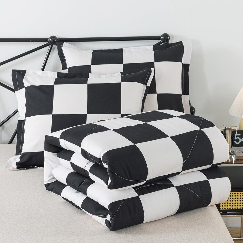 Caressma Comforter Set Black White Plaid King Size (104x90 Inch), 3 Pieces Checkered Grid Comforter Bedding Set, Buffalo Plaid Fluffy Home Decor for All Seasons