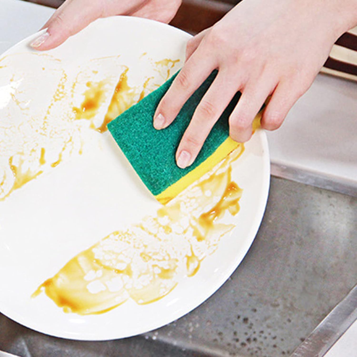 Regine Switzerland Kitchen Cleaning Sponges - 36-Pack Odor-Free Non-Scratch Dishwashing Pads