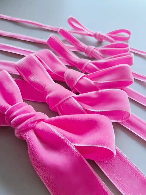Abbaoww Hot Pink Velvet Ribbon - 10 Yards, 1 Inch Wide for Gift Wrapping & DIY Projects