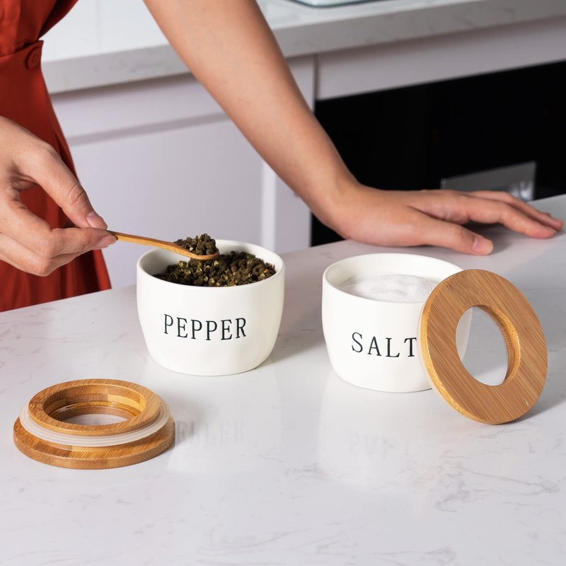 Howise 2 Pack Salt and Pepper Bowls Set, Ceramic Salt and Pepper Containers with Visible Airtight Bamboo Lid and Spoon, White Salt Pepper Holder Shakers Set, Salt Cellar Box Dish with Lid (White)