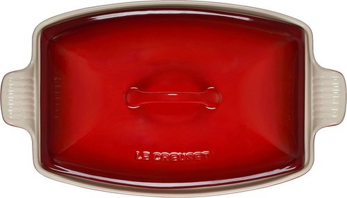 Le Creuset Heritage Stoneware Deep Baker - 4.5 Qt. with Lid in Cerise | Durable & Stylish Cooking