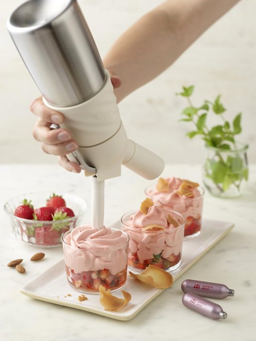 iSi Creative Whip Mini for Whipped Cream, Desserts and Toppings, 1/2 Pint, Ivory