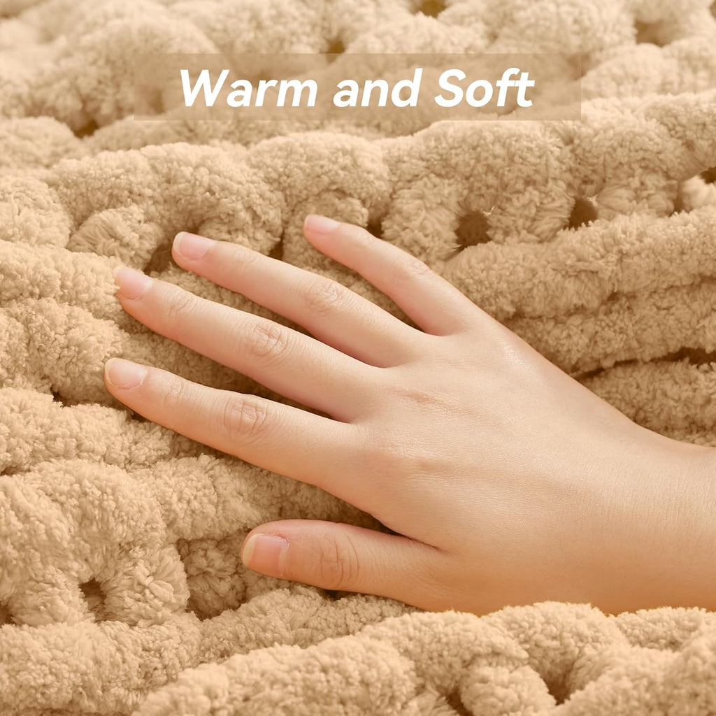 Negwoo Chunky Knit Throw Blanket - Handmade Beige Chenille Yarn | Cozy 30'' x 40'' Machine Washable Decor
