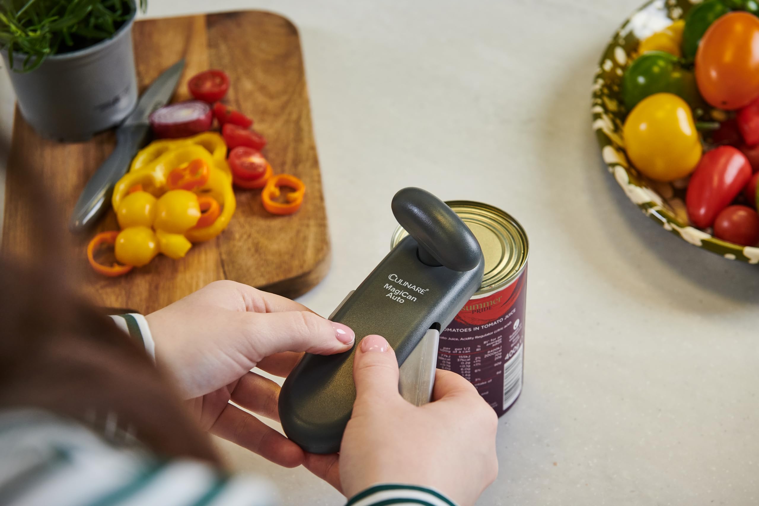 Culinare MagiCan Auto Tin Opener, Grey, Plastic/Stainless Steel, One Hand Operated Manual Can Opener with Clamp