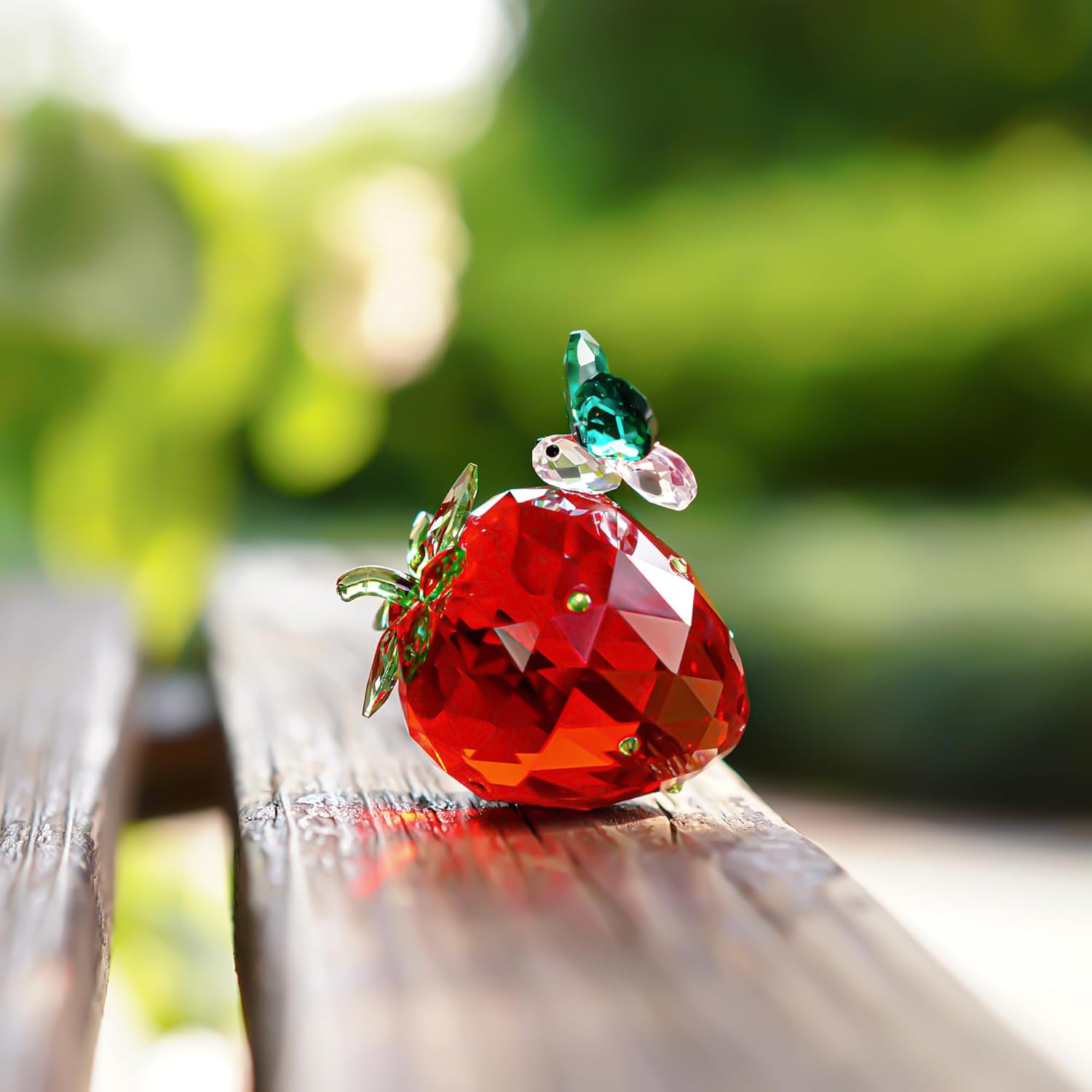 QFkris Crystal Strawberry Figurine - Mini Glass Art Collectible | Perfect Home Office Decor Gift for Mom