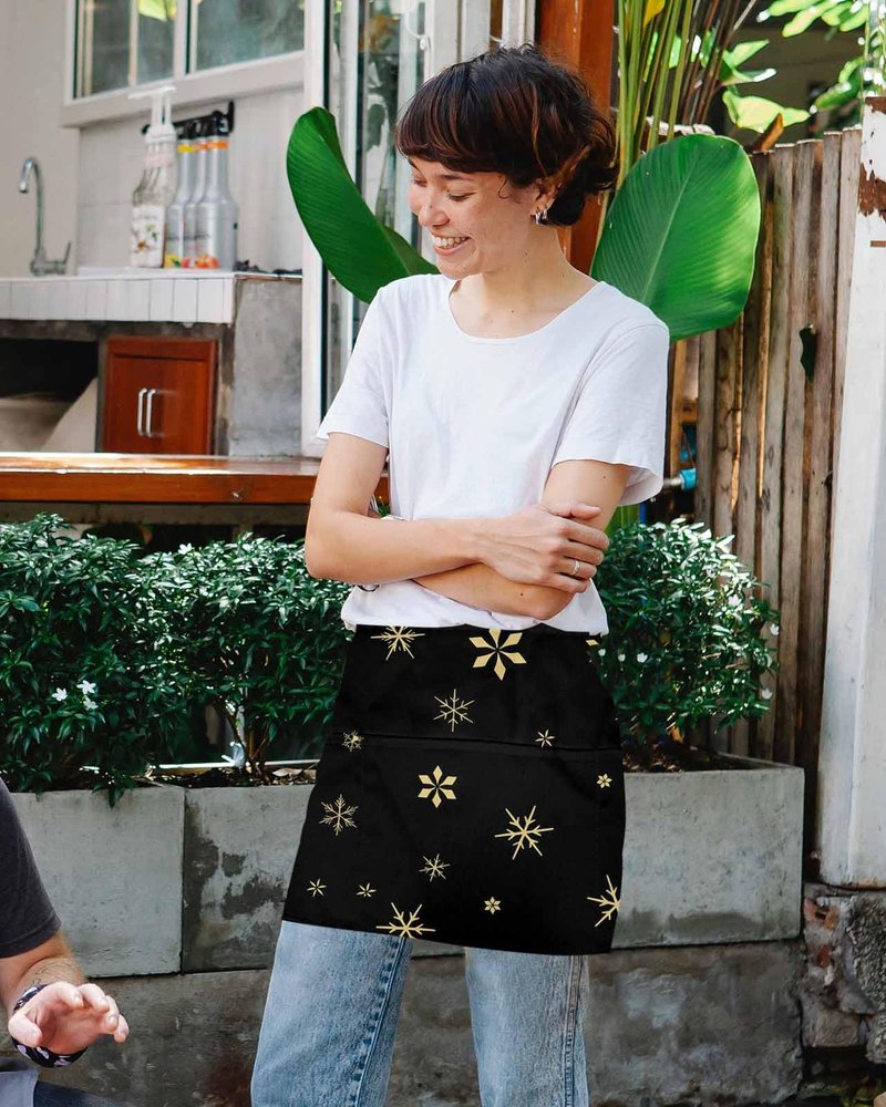 Black Snowflake Christmas Server Aprons with 3 Pockets, Xmas Yellow Winter Snowflake Waist Aprons for Women Men, Waitress Waiter Half Apron for Kitchen Chef Cooking