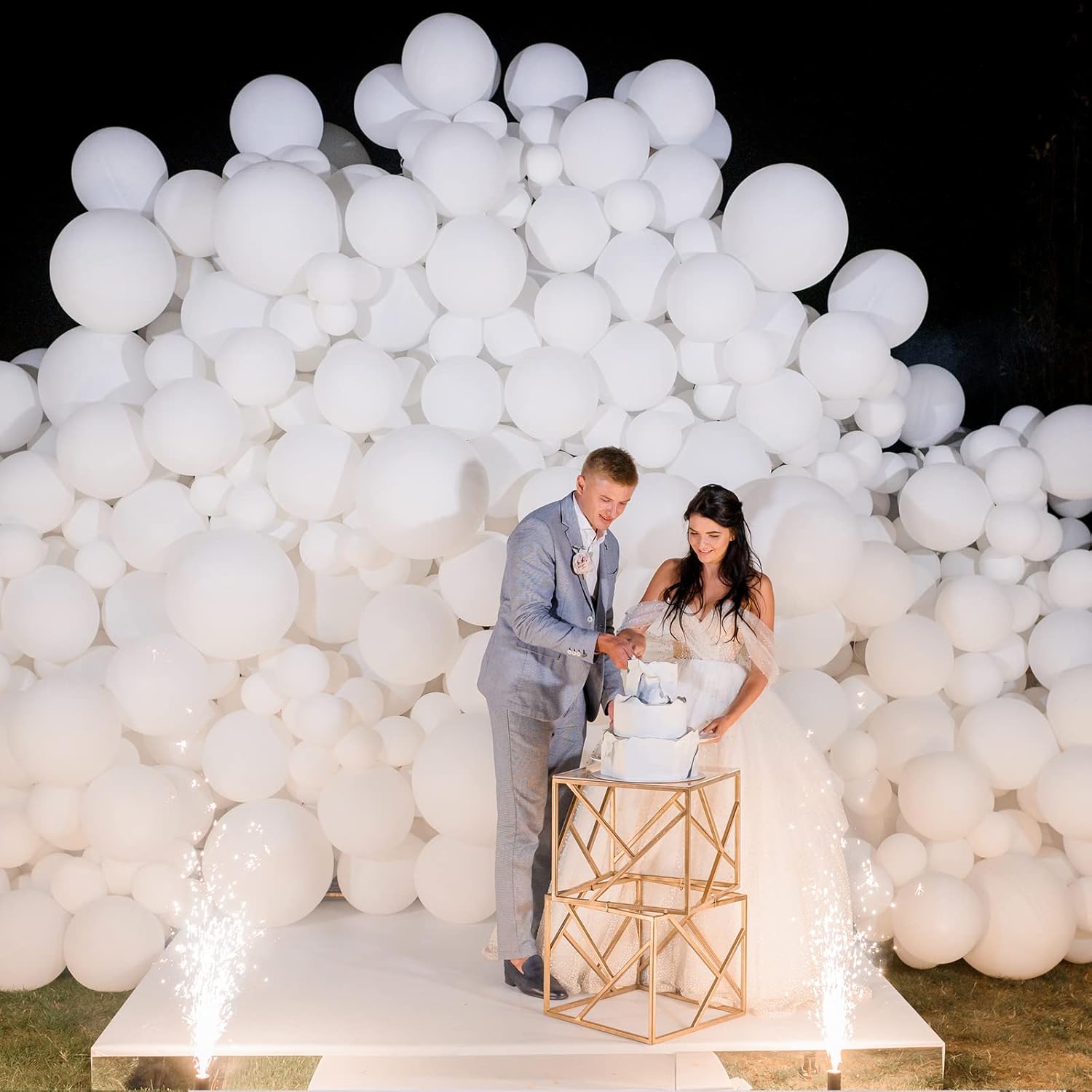 RUBFAC White Balloons - 105pcs in 5/10/12/18 Inch Sizes | Ideal for Garland, Party & Event Decorations