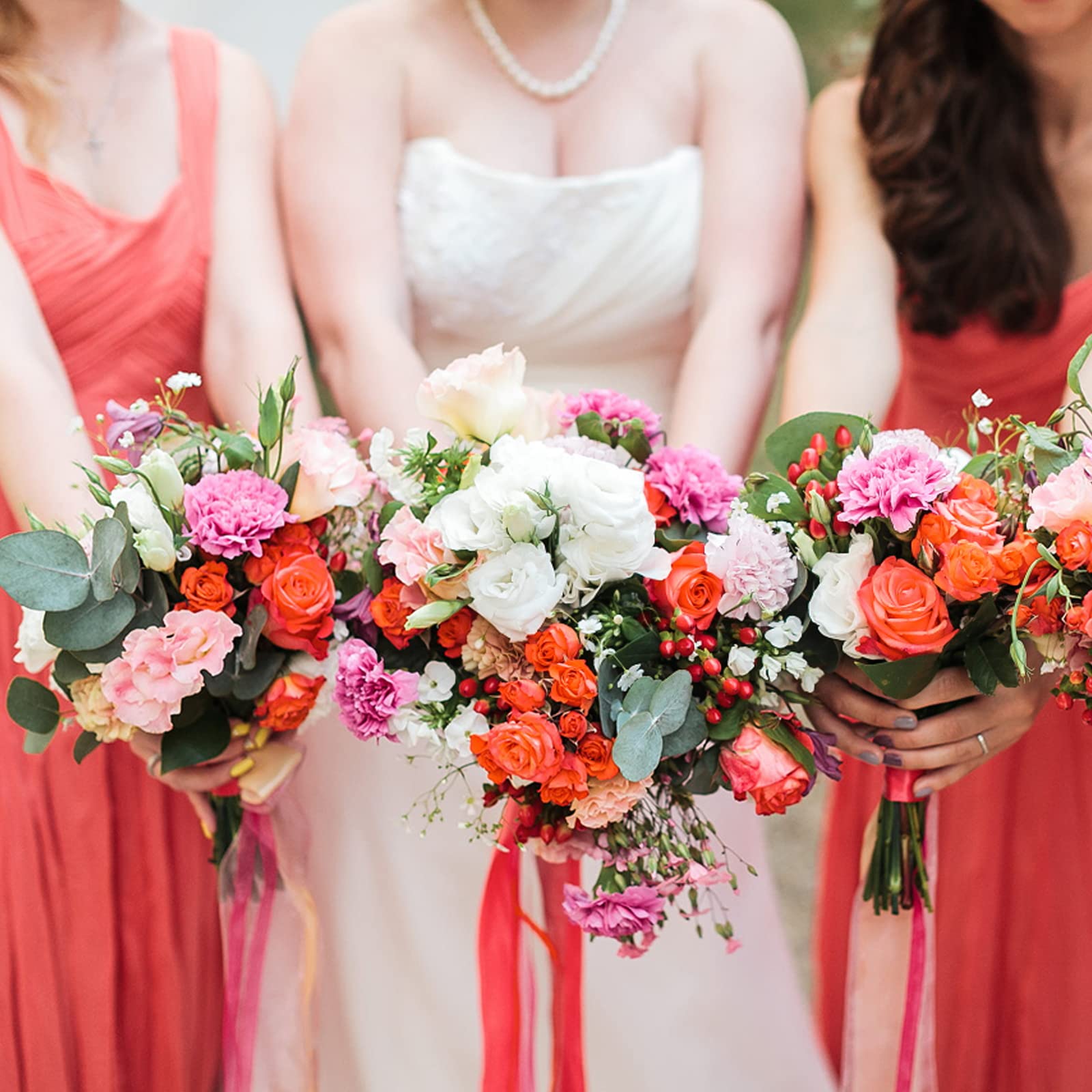 ZeKonan 120 PCS Artificial Eucalyptus Stems Bulk Faux Silver Dollar Leaves for Vase Bouquets Baby Eucalyptus Leaves for Family Wedding Center Flower Arrangement