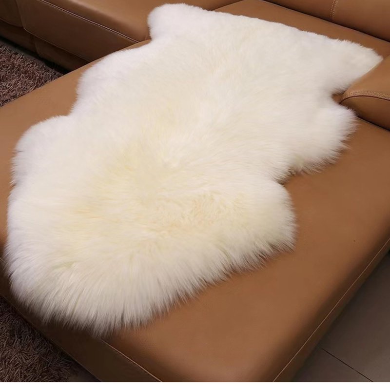 Woolous Sheepskin Rug – Large Genuine New Zealand Sheepskin, Extra Thick & Fluffy Ivory Sheep Skin Pelt, Luxuriously Soft Area Rug for Living Room, Bedroom, Sofa & Chair (3.5 x 2.3 ft)