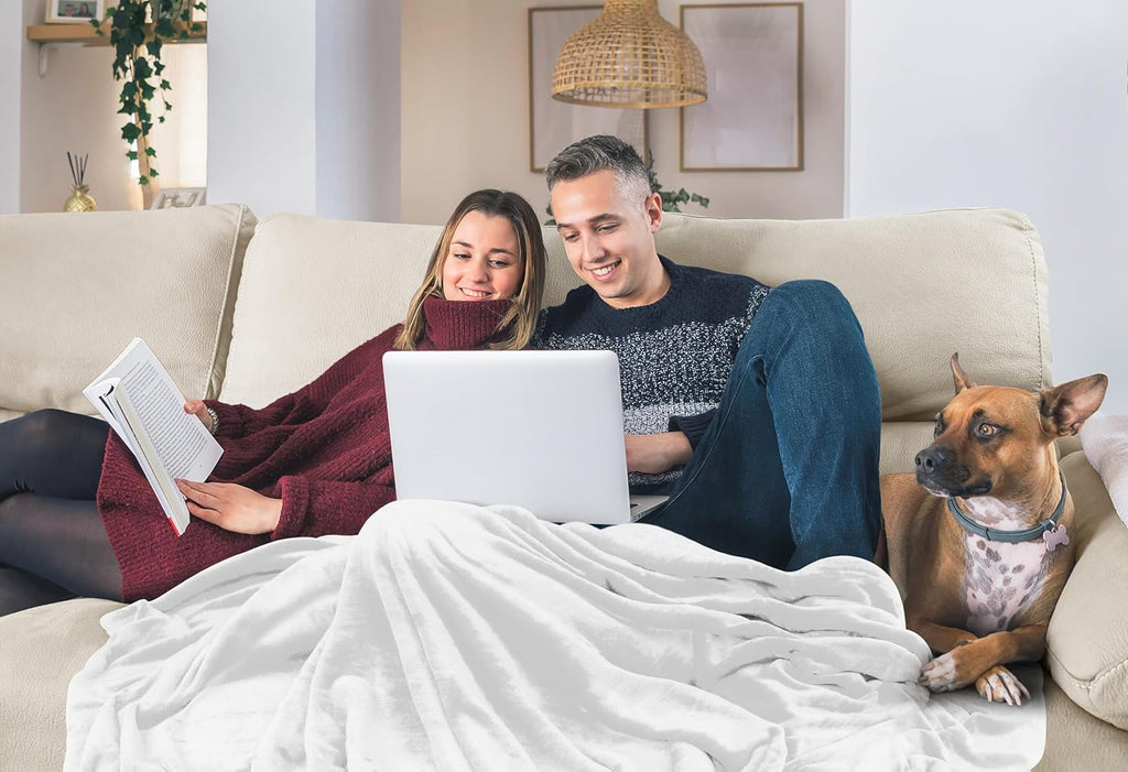 Utopia Bedding Fleece Blanket - Ultra Soft King Size White (90x102 Inches) | Cozy All-Season Microfiber Decor