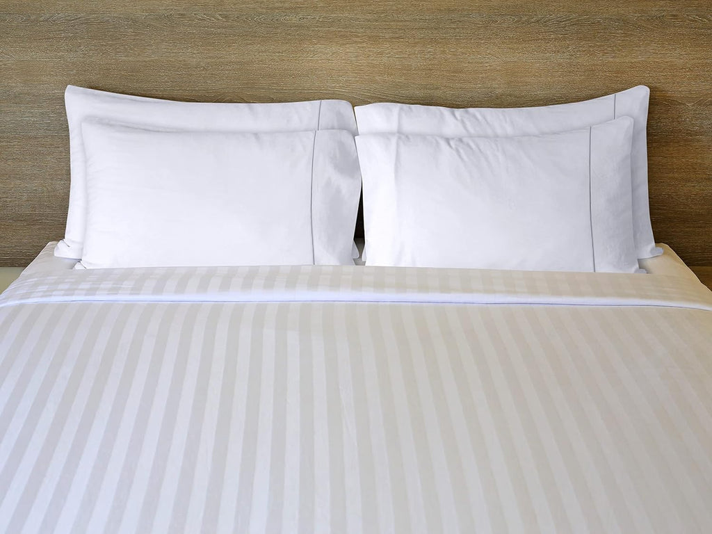 Utopia Bedding Queen Pillow Cases - 80 Pack Soft Brushed Microfiber | Envelope Closure 20 x 30 Inches (White)