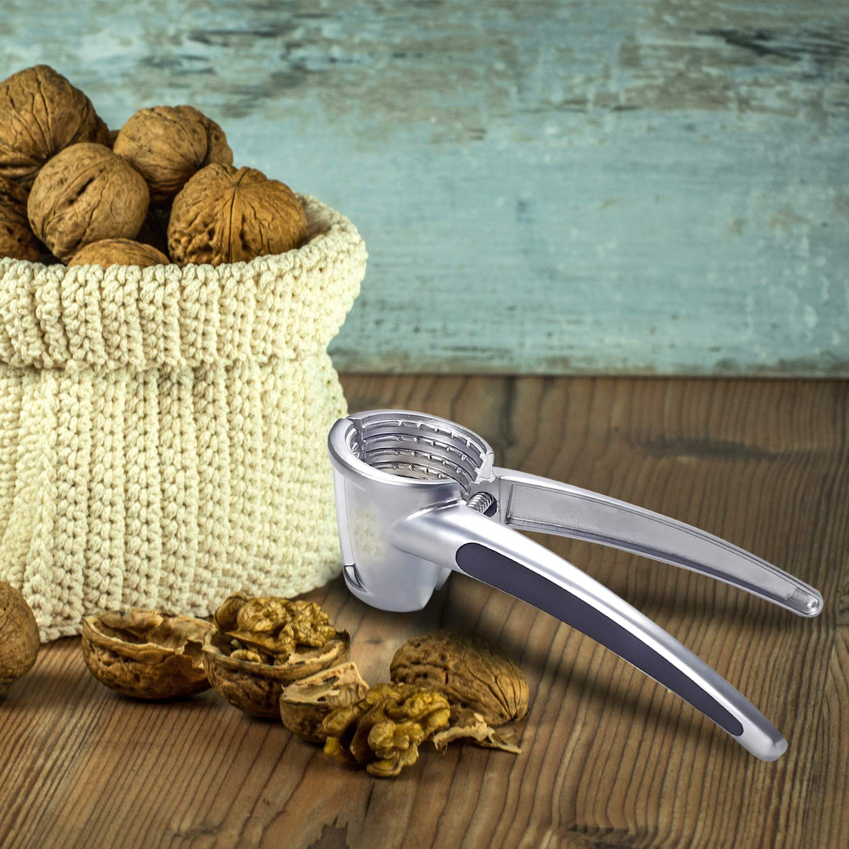 Nut Crackers for All Nuts Walnut Cracker for Pecans Hazelnut Walnuts Plier Opener Kitchen Tool Heavy Duty Non-slip Handle