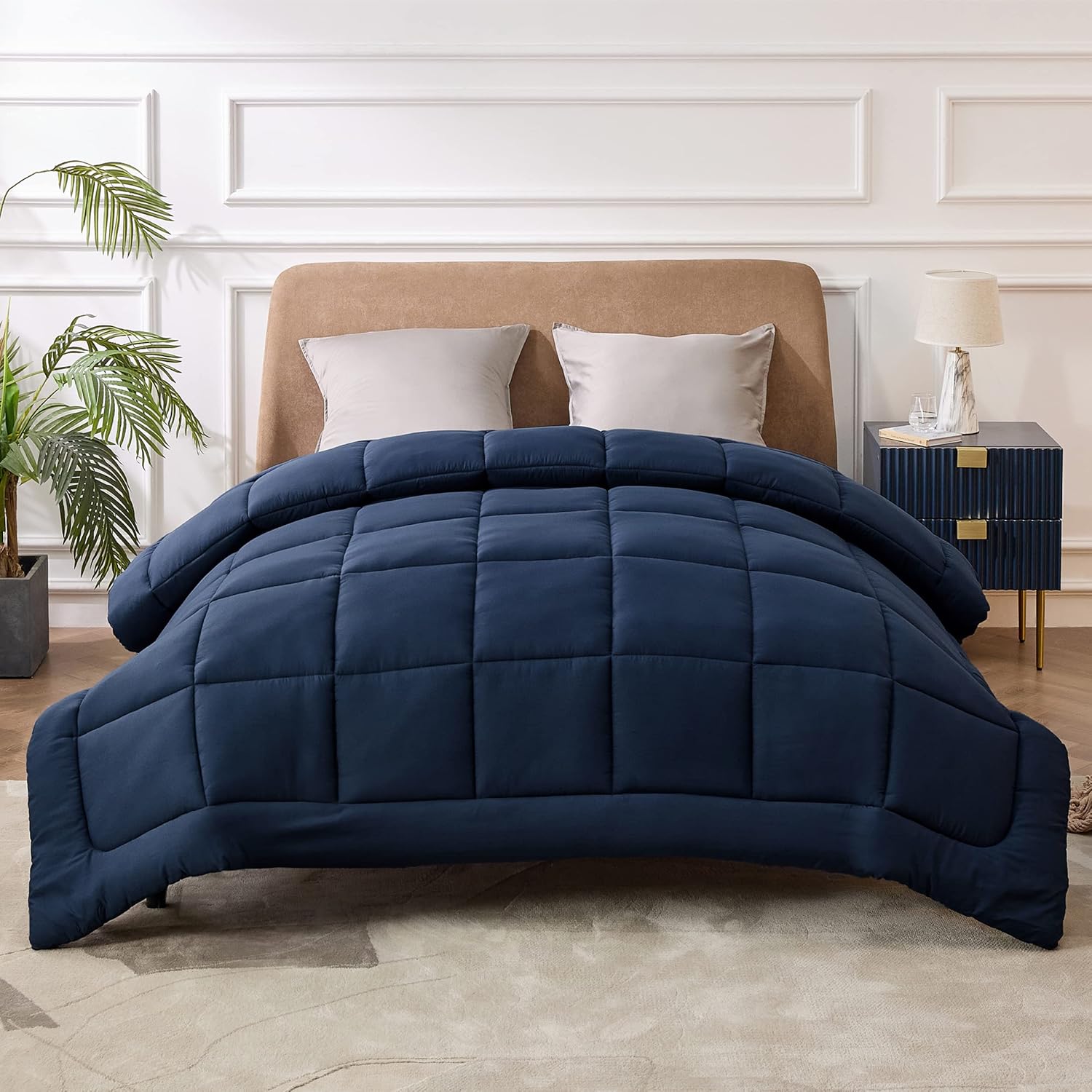 Bedsure Comforter Duvet Insert - Quilted All-Season Down Alternative Bedding, Navy Blue, Queen 88 x 88 Inches