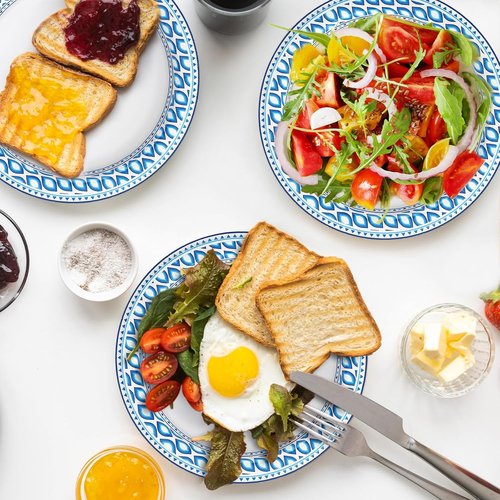 Clawsoff 280 Count Heavy Duty 8.5 Inch Paper Plates - Soak Proof & Cut Proof Disposable Dinnerware