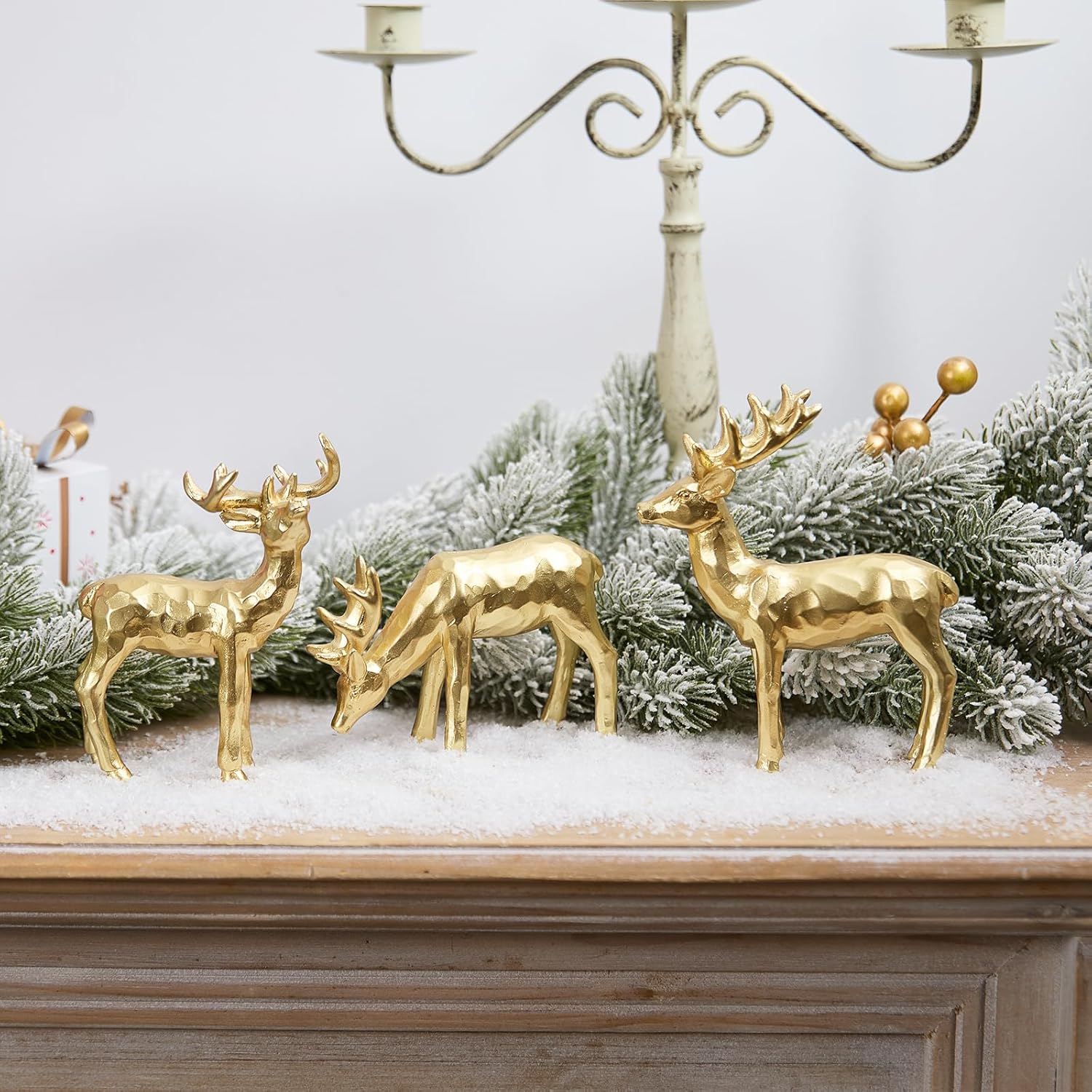Skiennix 3pcs Resin Reindeer Figurines - Gold Christmas Decor for Tabletop & Mantle