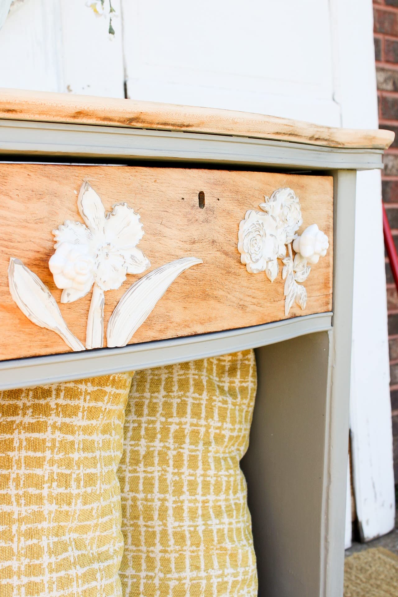 Redesign with Prima Redesign Furniture Decor Moulds® Wildflower 5"x8",8Mm Thickness for Funiture Dresser, Chocolate,Cake,Candy,Backery,Soap,Polymer Clay, earthen Clay,655350650513