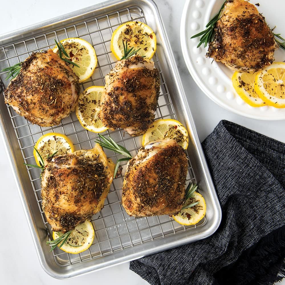 Nordic Ware Naturals® Quarter Sheet - Oven-Safe Nonstick Grid for Perfect Baking Results