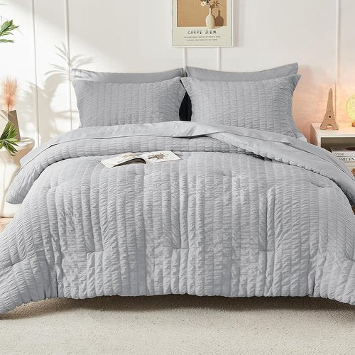HYMOKEGE Queen Comforter Set - Lightweight 3-Piece Bedding for All Seasons | Soft Down Alternative in Light Grey