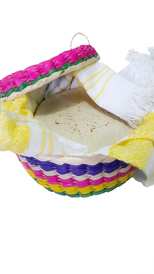 Jacq & Jürgen Handwoven Palm Tortilla Baskets with Cloths – 2 Pack (Medium & Large) – Multicolor Mexican Artisan Eco-Friendly Bundle