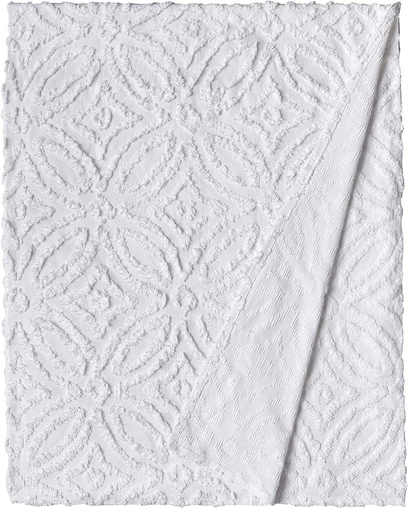 Beatrice Home Fashions Wedding Ring Chenille Bedspread, Queen, White