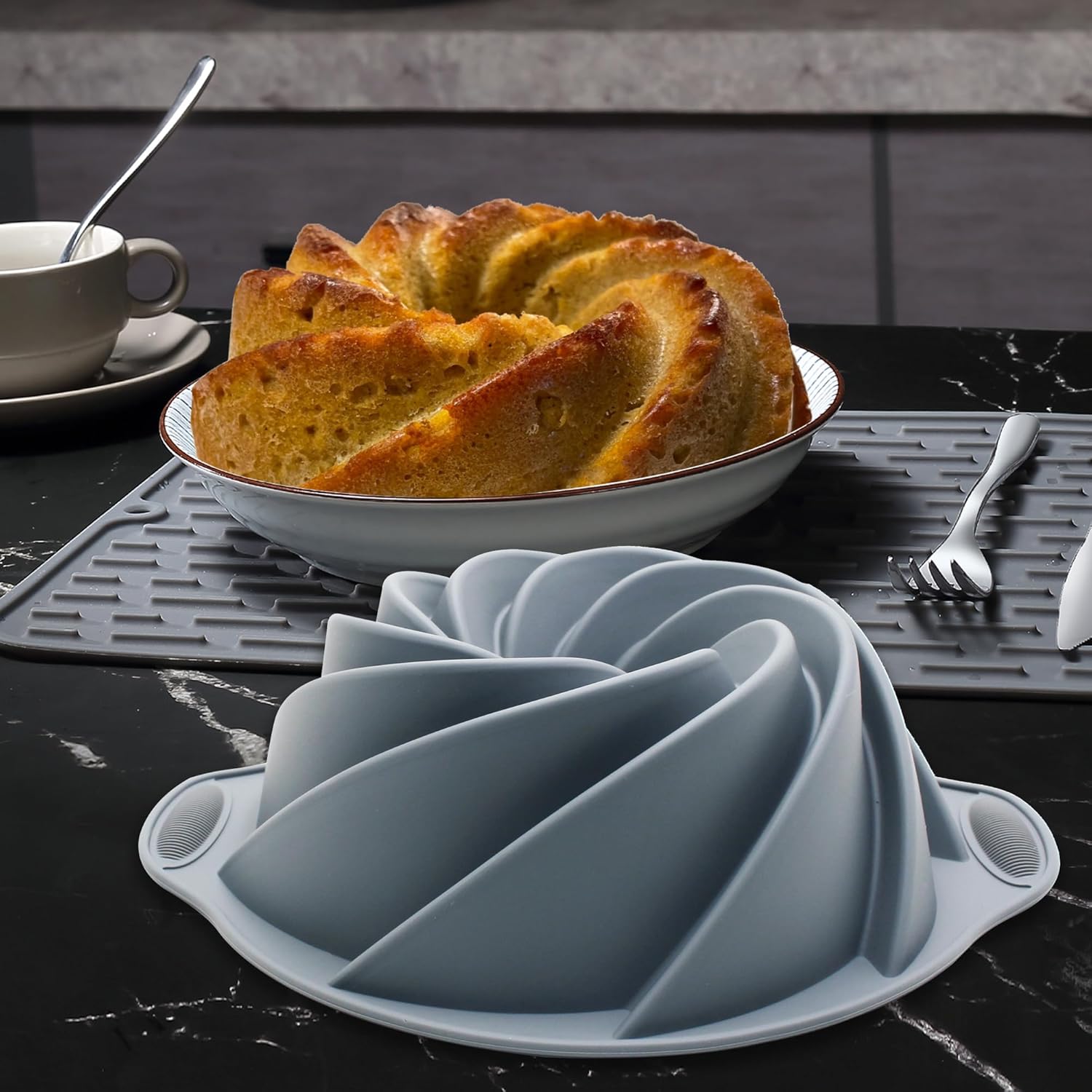 Tongjude Silicone Bakeware Set - 51 Pieces Non-Stick Baking Pans with Muffin, Cake, and Loaf Molds